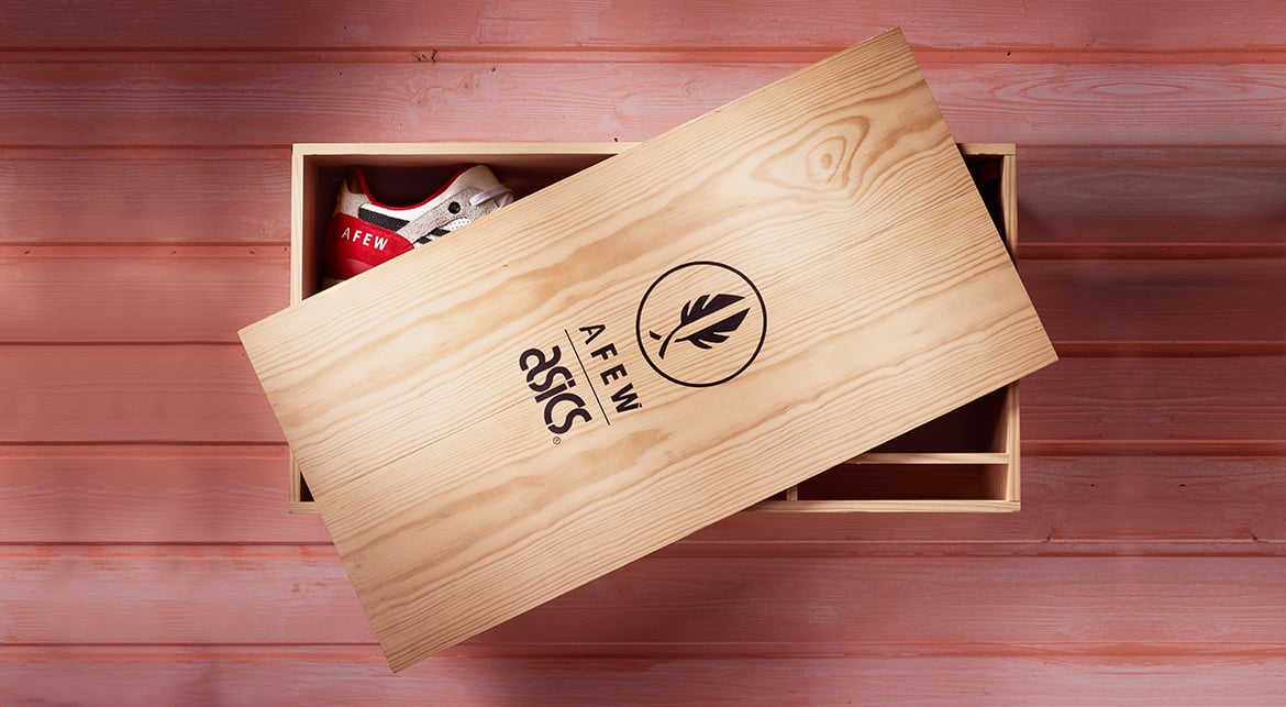 Asics tiger gel lyte iii koi hot sale