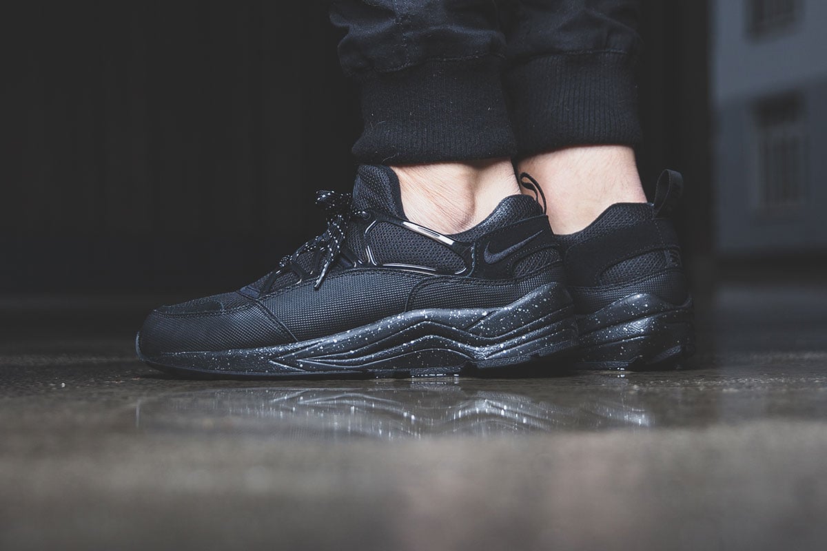 Nike Air Huarache Triple Black Sale Nike Air Huarache Triple Black Sale